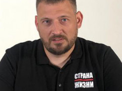 "Дело Тихановского". За что судят блогера и как с ним связаны Статкевич, Лосик и другие фигуранты