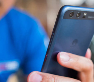 До боротьби з COVID-19 у Нідерландах підключили смартфони