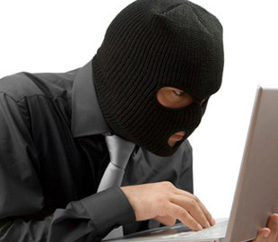 Мужчина перечислил мошенникам 8 тысяч гривен за виртуальную игровую приставку