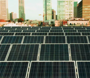 Ефективність сонячних панелей зросла в рази, а енергія стала дешевшою: у чому секрет