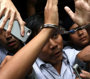 У М'янмі за амністією звільнили понад 3800 політв'язнів, серед них - шестеро журналістів