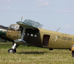 Літаків немає: росіян хочуть посадити на 700 старих "Кукурузників"