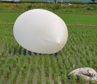 КНДР знову запустила повітряні кулі зі сміттям до Південної Кореї