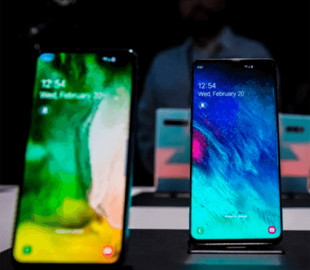 Скоро на рынке почти не останется смартфонов с IPS-экранами