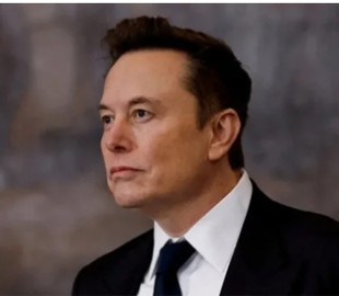 Майбутніх інвесторів SpaceX попереджають, що Маск може повернутися в американську політику — Bloomberg