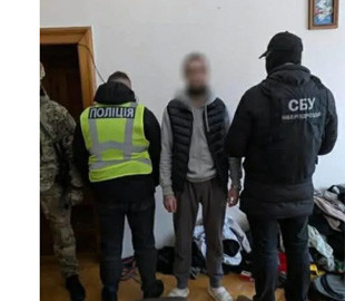 На Франківщині викрили банду шахраїв, які крали гроші з чужих банківських карток