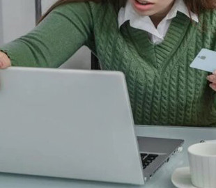 Шахраї завалили листами клієнтів Ощадбанку: як не втратити доступ до рахунку