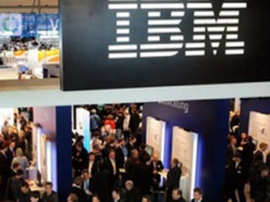 У IBM снова начала падать выручка