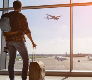 Пасажира не пустили на рейс через смарт-кільце: у чому була причина