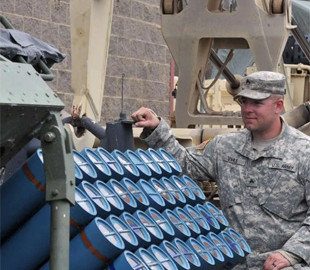 Американські розробники представили інноваційну систему дистанційного мінування, що знищує важку техніку