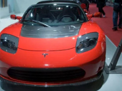 Tesla відкрила попереднє замовлення на спорткар Roadster: застава за ціною авто