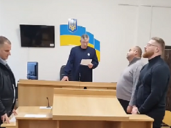 На два місяці у СІЗО відправили псевдожурналіста з Буковини, який обіцяв за гроші "відмазати" від мобілізації