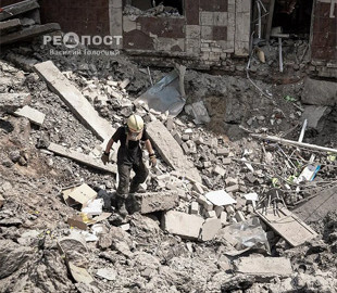 Оккупанты ударили по школе в Харькове двумя "Искандерами": появились фото разрушений