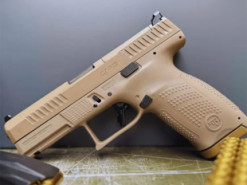 Чеські розробники представили бойові пістолети P13 для Бундесверу