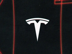 Tesla отзывает более 285 тыс. электромобилей в Китае