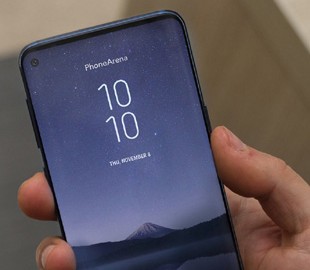 Huawei хочет нанести удар Samsung его же оружием
