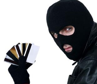 Шахраї вкрали 12 тисяч гривень з рахунку пенсіонера з Добропілля