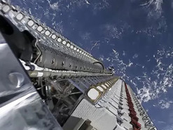 SpaceX вывела на орбиту ещё 53 спутника Starlink