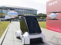 У Китаї представили перший повітряний електромобіль