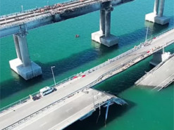 Росія не збирається відкривати проїзд Кримським мостом для вантажівок до грудня