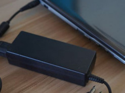 Ці помилки при зарядці ноутбука скорочують його життя удвічі