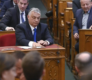 Провокаційна інформація про Україну: чим закінчився скандал навколо угорського підручника