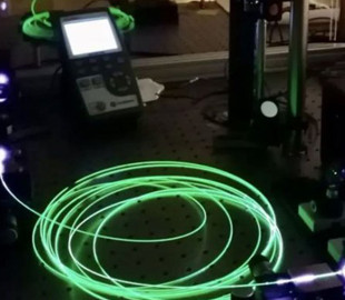 Учені вперше використали лазер як зарядний пристрій: що вийшло