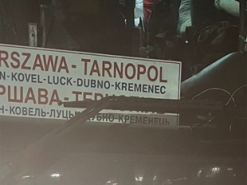 Водій автобуса намагався провезти через «Ягодин» 60 смартфонів
