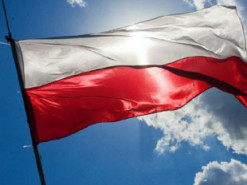 Стало відомо, скільки українців виїхали до Польщі за півроку