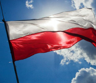 Стало відомо, скільки українців виїхали до Польщі за півроку