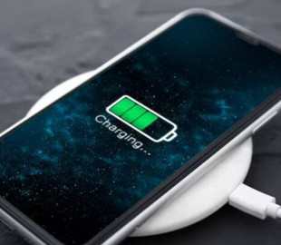 Топ-5 функцій, що швидко розряджають батарею