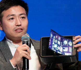 Збанкрутувала компанія, яка випустила перший у світі складаний смартфон з гнучким екраном