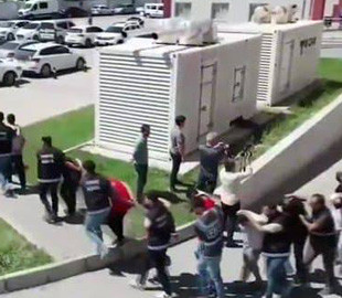 В Туреччині пройшли рейди проти банди, яка може бути причетна до підпалу об'єктів Starlink