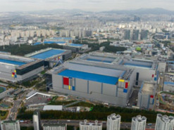 Криптовалютні стратеги прогнозують падіння криптовалюти біткоїн нижче $25 000