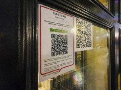 Медик оценил инициативу властей по внедрению системы QR-кодов на время эпидемии Covid-19