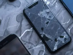 Зробите тільки гірше: п'ять причин не клеїти захисне скло на телефон