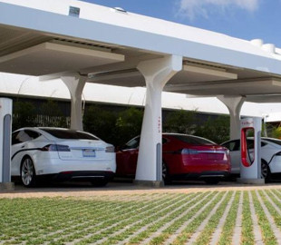 До 2030 року попит на тягові батареї для електромобілів зросте більш ніж у 10 разів