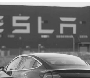 Автомобили Tesla получат от Panasonic более дешёвые и эффективные аккумуляторы