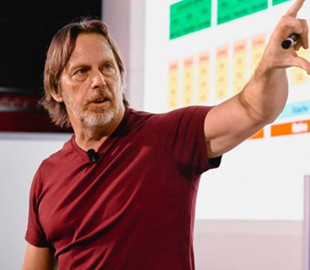 Проблемы с 10-нм техпроцессом продолжают рушить планы Intel