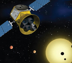 Супутник NASA відкрив екзопланету із щільністю як у вати
