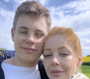Тіна Кароль вперше за довгий час показала підрослого сина-красеня від Євгена Огіра