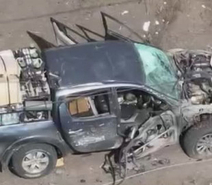 Авто з воєнкоркою "5 каналу" підірвалося на російській міні поблизу Покровська