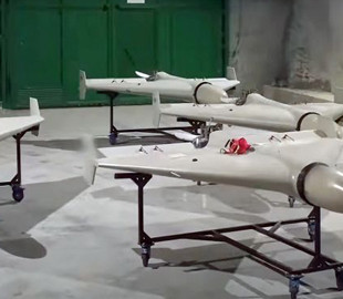 РФ модернізовує двигуни на дронах Shahed і винищувачах Су-57