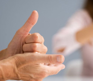 Команда з КПІ створила ШІ-застосунок, який навчає дітей мови жестів