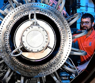 Ще один крок до екологічної авіації: Rolls-Royce допрацювала авіадвигун, щоб він зміг злітати на водні