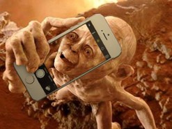 Самые странные истории любви: как люди женятся на «айфонах» и виртуальных персонажах