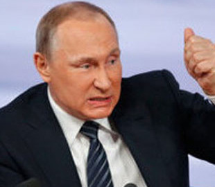 Московські депутати вимагають від Путіна піти у відставку