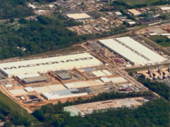 Опубліковано фото найбільшого у світі суперкомп’ютера від Ілона Маска