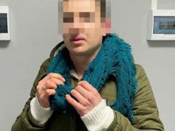 "Важкі пологи" та сховок у коробці: найкурйозніші випадки того, як чоловіки намагаються втекти з України