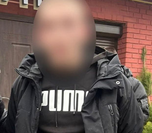 У Дніпрі затримали чоловіка, який підпалював відділення "Укрпошти" та банки